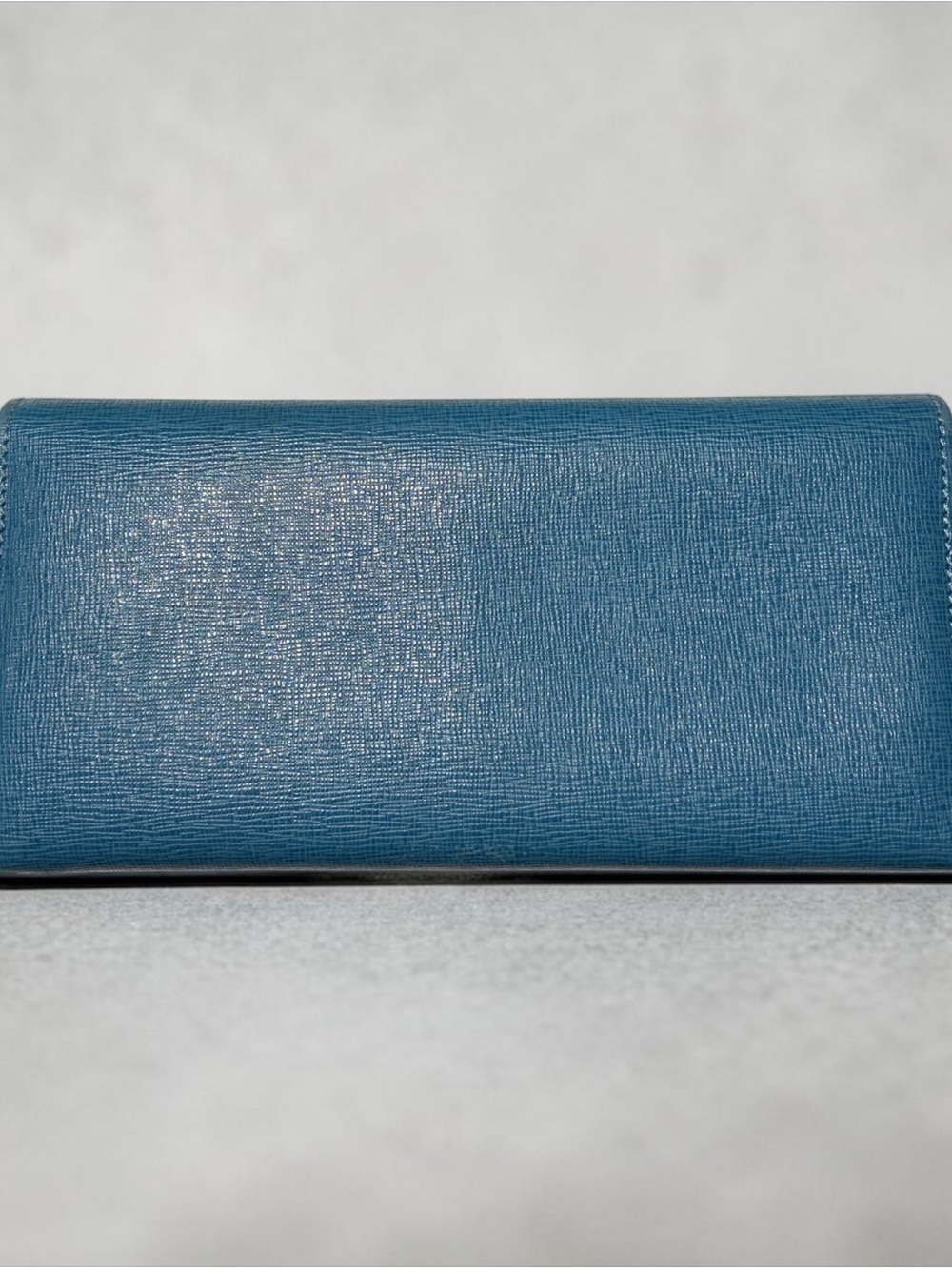Fendi Blue Leather Continental Wallet with Gold Logo Plaque - Picture 3 of 16
